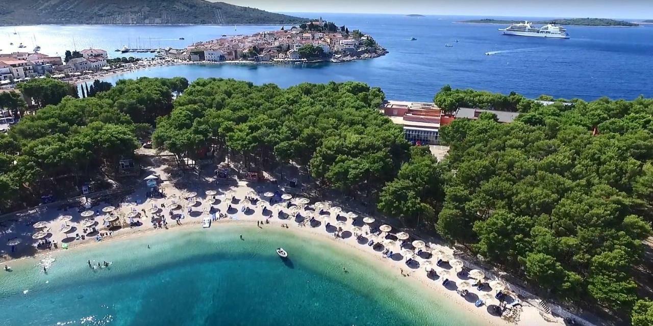 Apartment Movie Primošten Dış mekan fotoğraf