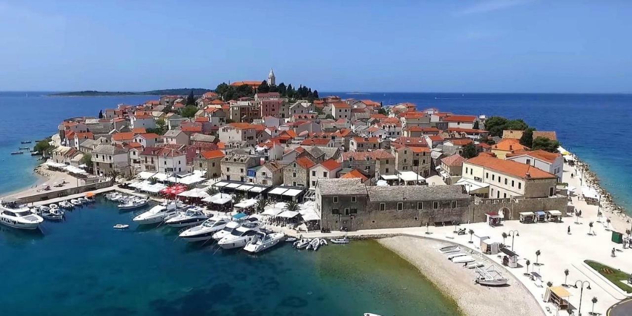 Apartment Movie Primošten Dış mekan fotoğraf